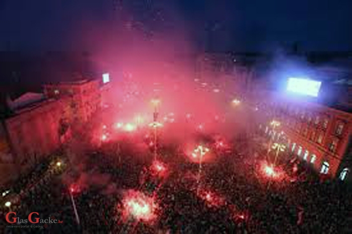 Kako je na Jelačić placu bilo na dočeku Vatrenih?