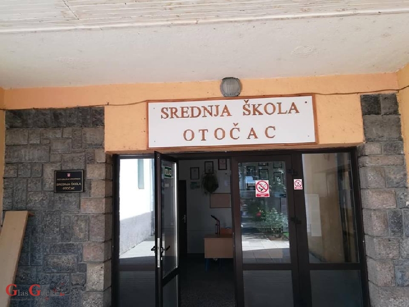 Danas upisi u Srednju školu Otočac