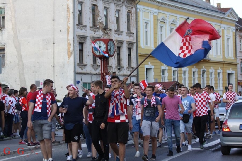 Otočac slavi viceprvake svijeta, bravo Vatreni ! 