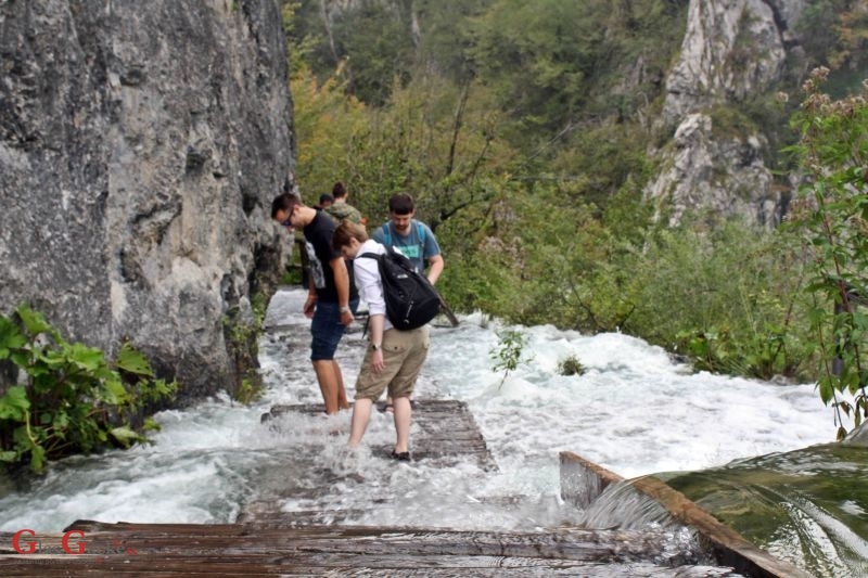 Poplave na Plitvicama oduševljavaju turiste