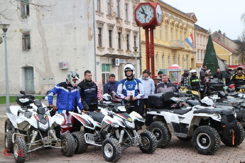 Quad klub Otočac ugostio vozače iz Istra, Zagorja i Like Quad klub Otočac ugostio vozače iz Istra, Zagorja i Like