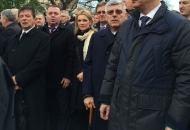 Župan Kolić i zamjenica Tomaš u Koloni sjećanja u Vukovaru Župan Kolić i zamjenica Tomaš u Koloni sjećanja u Vukovaru