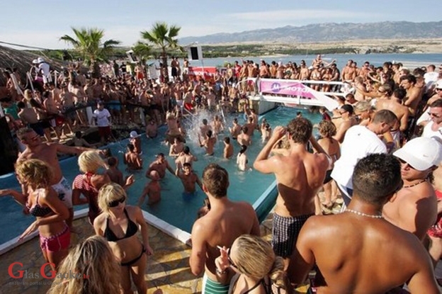 Hotelijeri, ugostitelji, nautičari i agencije - u Novalji