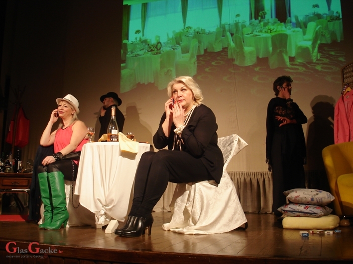 Hoće li Arupium uspjeti doći do Festivala hrvatskih kazališnih amatera?