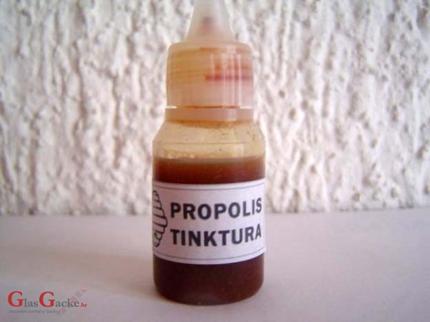 S tinkturom propolisa oprezno -treba plaćati trošarine na alkohol