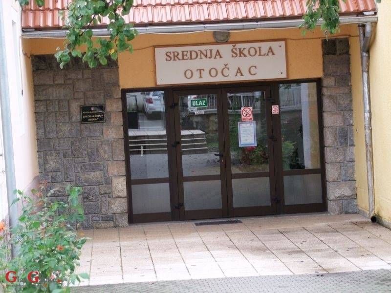 Traži se profesor hrvatskog i profesor etike Traži se profesor hrvatskog i profesor etike