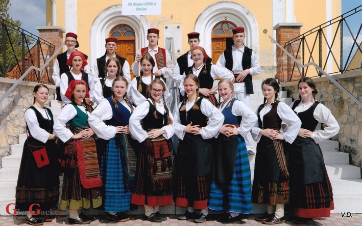 Mladi Folklornog društva Otočac na 3. međunarodnoj smotri folklora u Ivancu