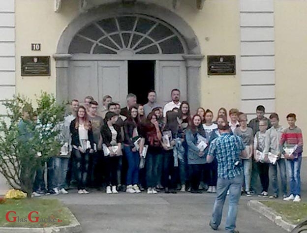 Prijam gačanskih odlikaša u gradskoj vijećnici