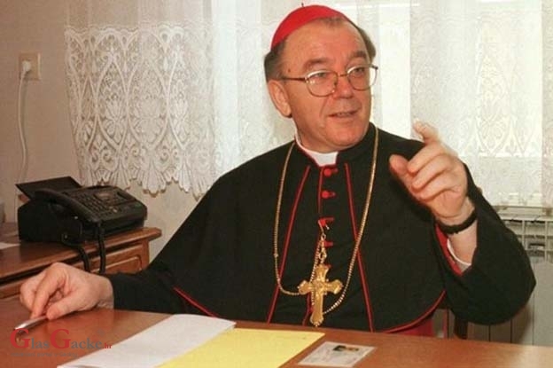 Biskup Bogović još uvijek čvrsto na svojoj katedri Biskup Bogović još uvijek čvrsto na svojoj katedri