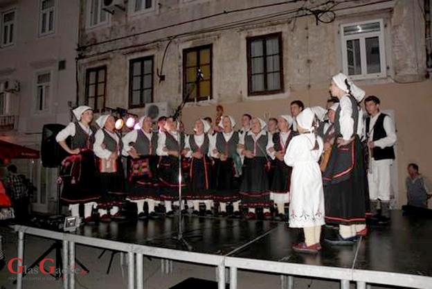 KUD Dangubice iz Kutereva zaredao nastupe