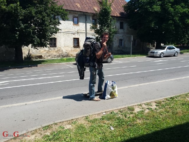 Fora: skejtom po svijetu