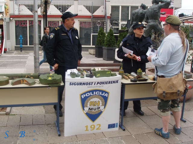 Manje oružja manje tragedija