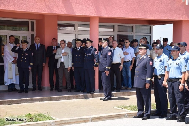 U Perušiću svečano otvorene prostorije privremene Postaje prometne policije 
