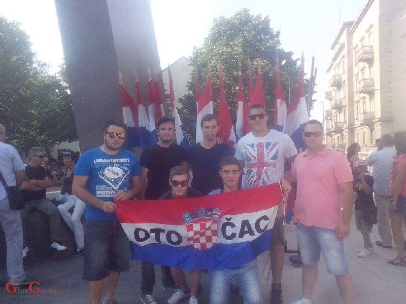 Stopama naših očeva...