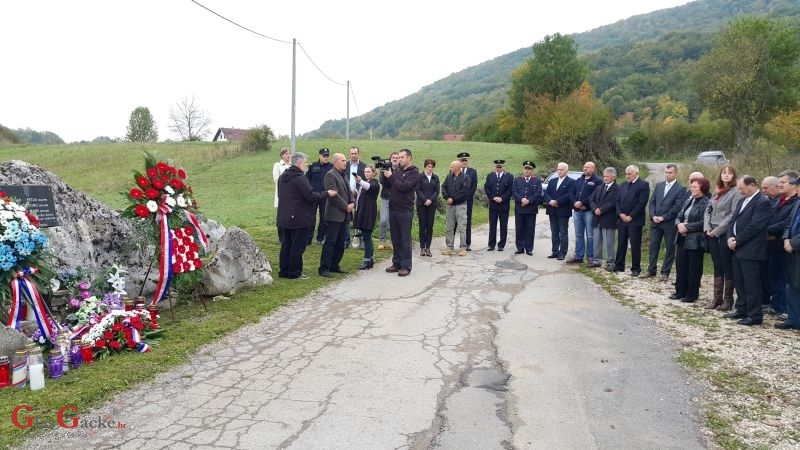 Sjećanje na poginule hrvatske vitezove Tomu, Petra i Matu
