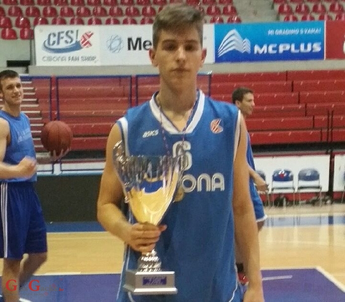 Luka zlatni, mlađi kadeti uvjerljivi, seniori nesretni!