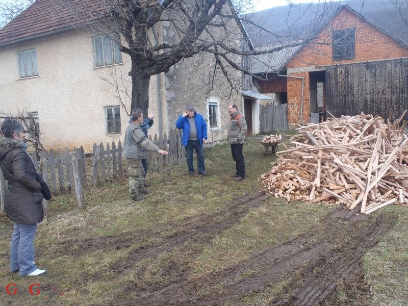 Dva branitelja dočekala kraj zime bez – klipe drveta!