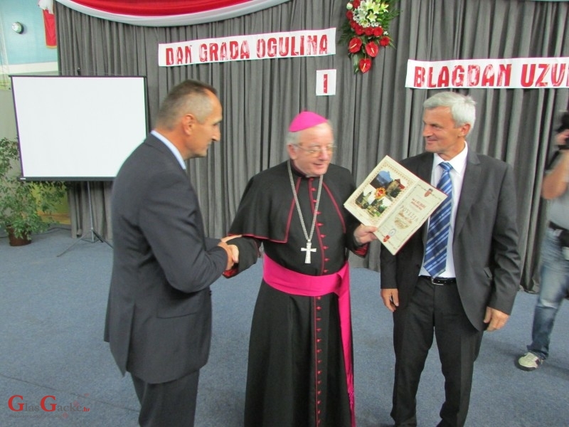 Počasni građanin Ogulina mons.dr. Mile Bogović 