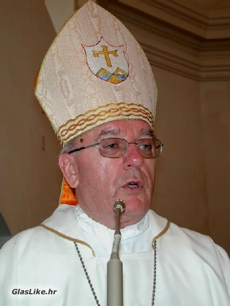 Božićna misa u gospićkoj katedrali