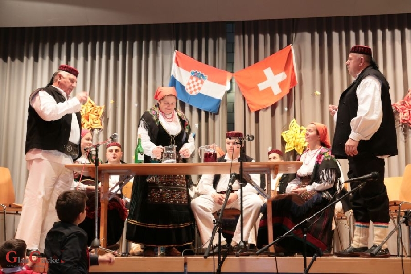 Kontakt Hrvata iz Švicarske sa domovinom