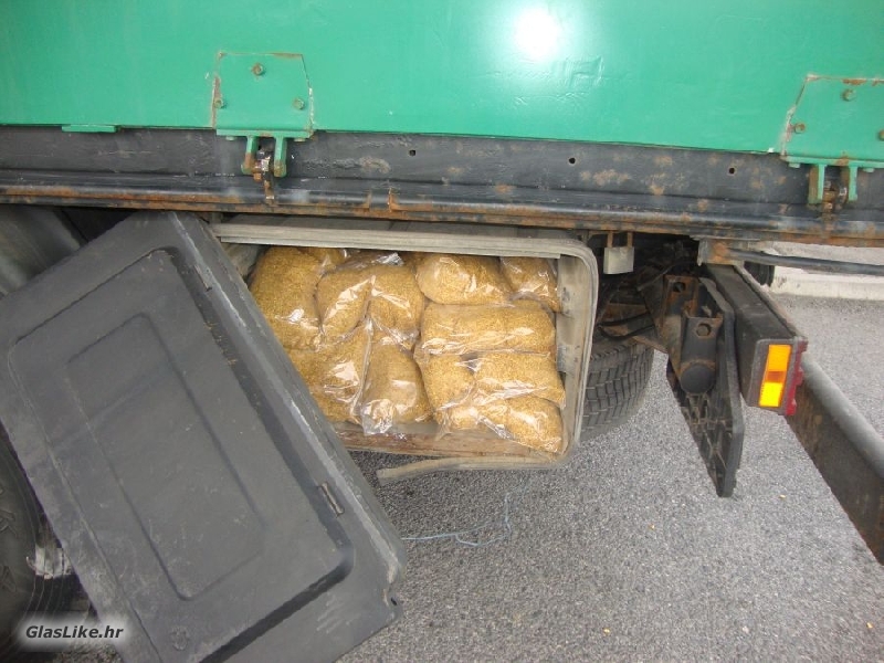 Švercao 40 kg duhana 