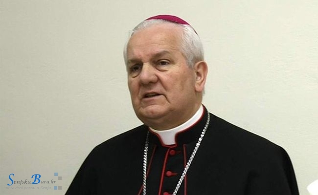 Biskup Komarica predvodi Jurjevu u Senju 