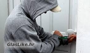 Starcu iz Bjelopolja iz kuće otuđen novac 