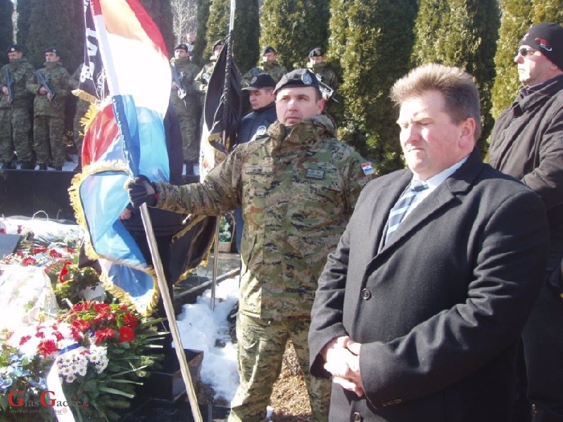Načelnik Općine Brinje s izaslanstvom na komemoraciji u Krivom Putu 