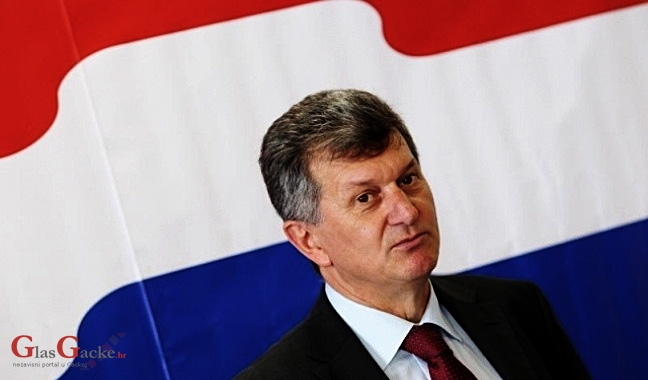 Milan Kujundžić u Otočcu, Gospiću i Senju