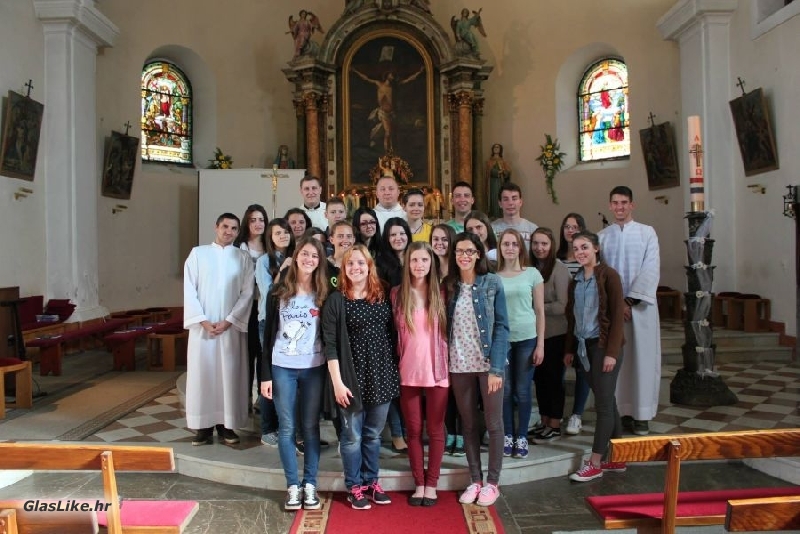 Završena Temeljna formacija animatora za Gospićko-senjsku biskupiju Završena Temeljna formacija animatora za Gospićko-senjsku biskupiju