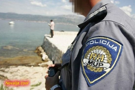 Poginuo 61-godišnjak udarivši u kameni zid na kružnom toku 