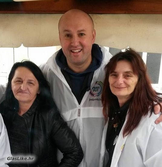 U Gospiću prikupljanje potpisa za Ivu Josipovića 