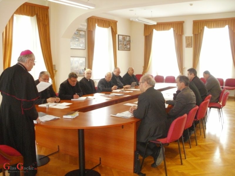 U Gospiću održana sjednica Prezbiterskoga vijeća