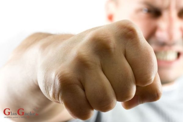 Na odmorištu Zir fizički i verbalno napadnuta delegacija Hrvatskog nogometnog saveza