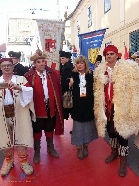 Uskoci, graničari i vukovi na inauguraciji predsjednice RH 