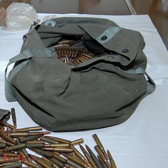 U Prozoru pronašao torbu punu streljiva 