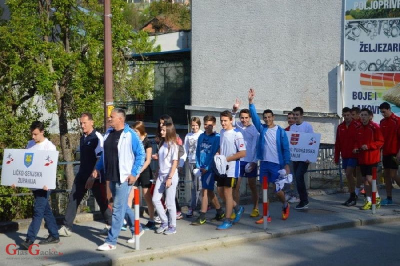 "GACKI SOKOLI" na državnom prvenstvu u krosu za srednje škole