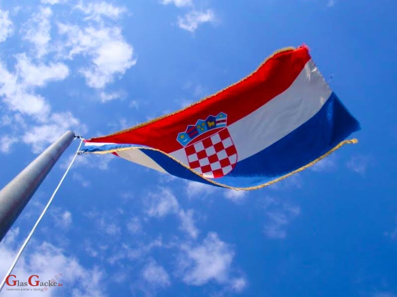 Načelnik Općine Brinje Zlatko Fumić čestita Dan neovisnosti ! Načelnik Općine Brinje Zlatko Fumić čestita Dan neovisnosti !