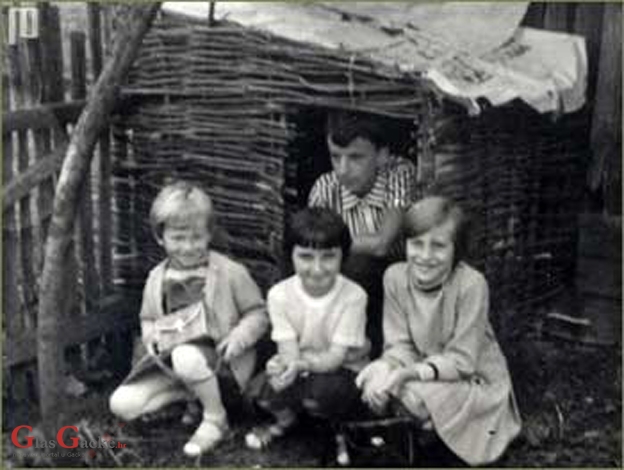 Za djecu rođenu od 50-ih do 80-ih godina Za djecu rođenu od 50-ih do 80-ih godina