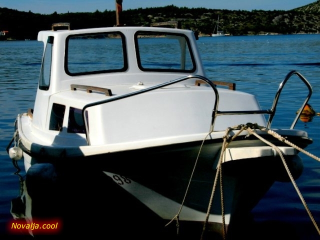 Provala u kabinu brodice 