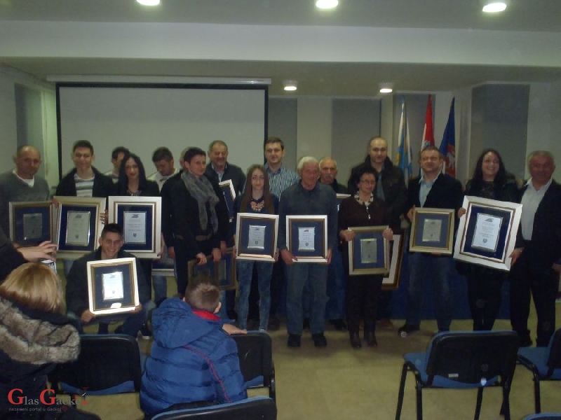 Najbolji sportaši naše Županije ! Najbolji sportaši naše Županije !