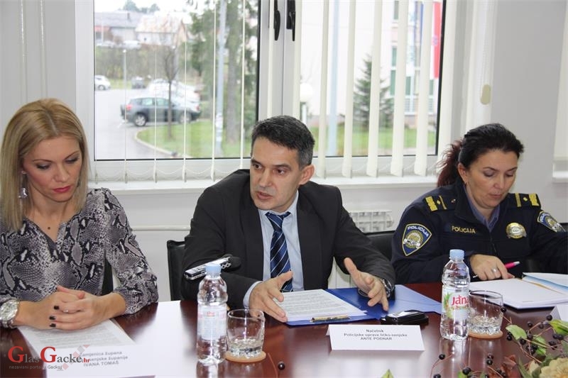 Nasilje, za nasilje nema opravdanja Nasilje, za nasilje nema opravdanja