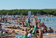 Francuz fizički napao policajca na plaži Zrće Francuz fizički napao policajca na plaži Zrće