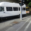 Dugotrajno parkiranje na pristupu zebri
