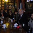 Josipović u Gospiću na kavi s građanima