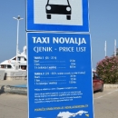 Novalja postavila table s tarifama taksi usluga