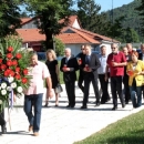 Vijenac i svijeće GO HDZ Otočac u povodu Dana državnosti