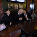 Josipović u Gospiću na kavi s građanima