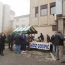 Sutra tradicionalno druženje HDZ-a s građanima u Gospiću