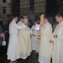 Velika subota -Vazmeno bdijenje u Senjskoj katedrali Uznesenja BDM